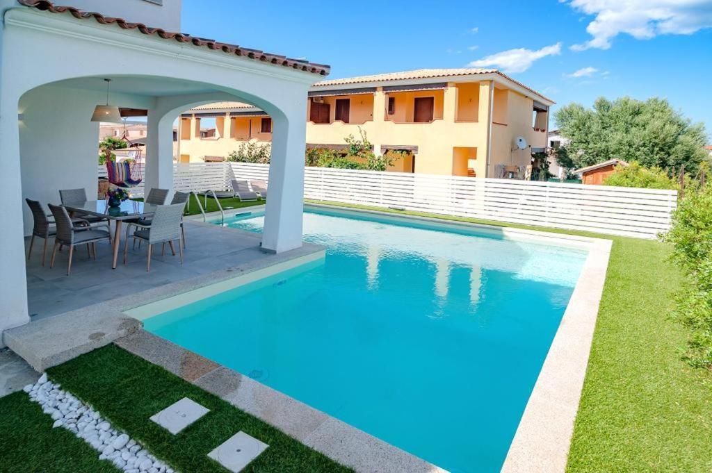 Villa Paradise 布多尼 外观 照片